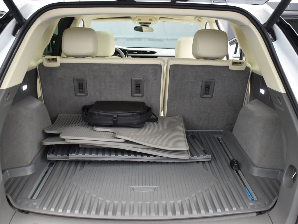 2023 CADILLAC XT5 - Image 9