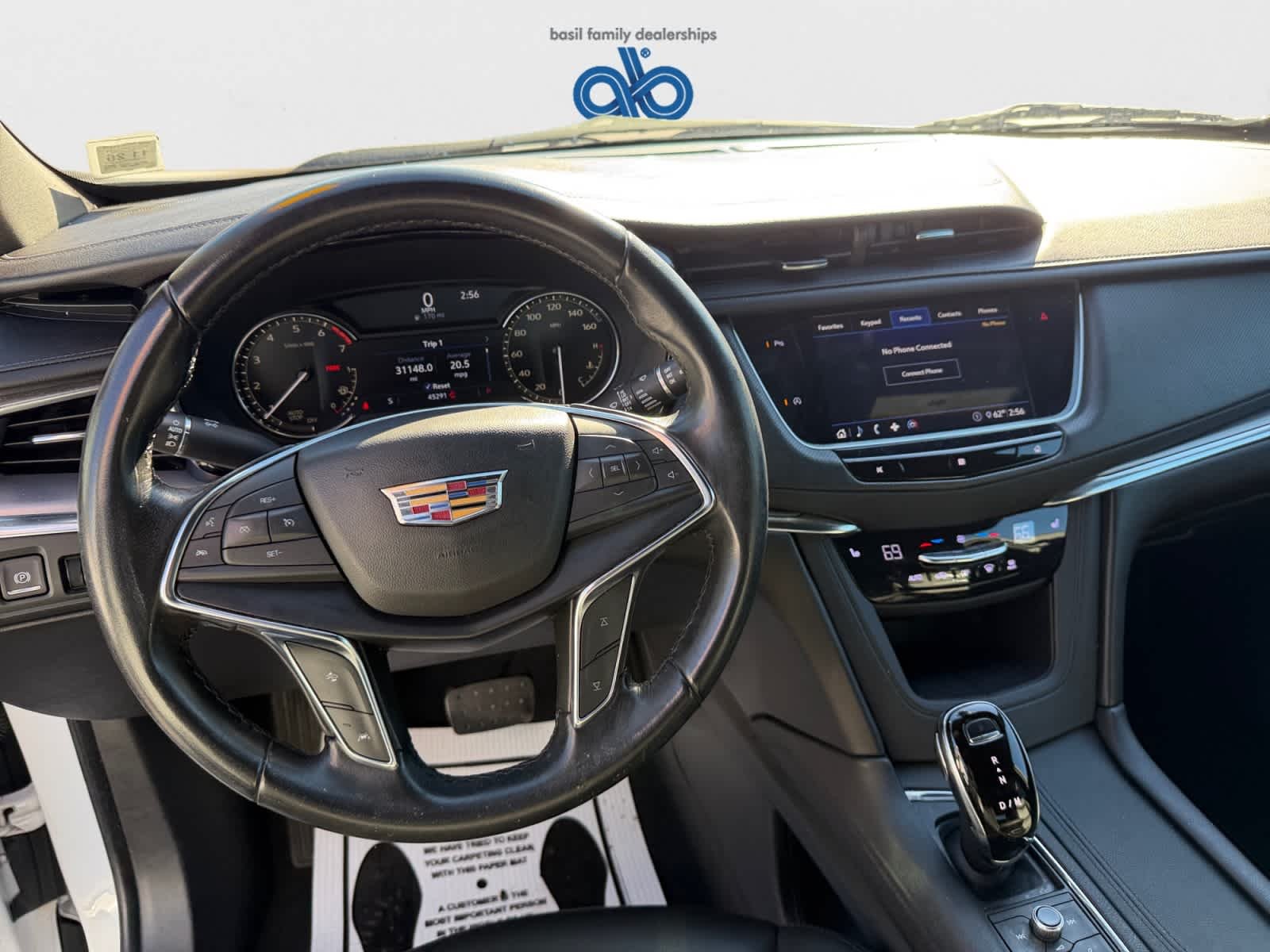 Used 2020 Crystal White Tricoat Cadillac Luxury FWD image 16