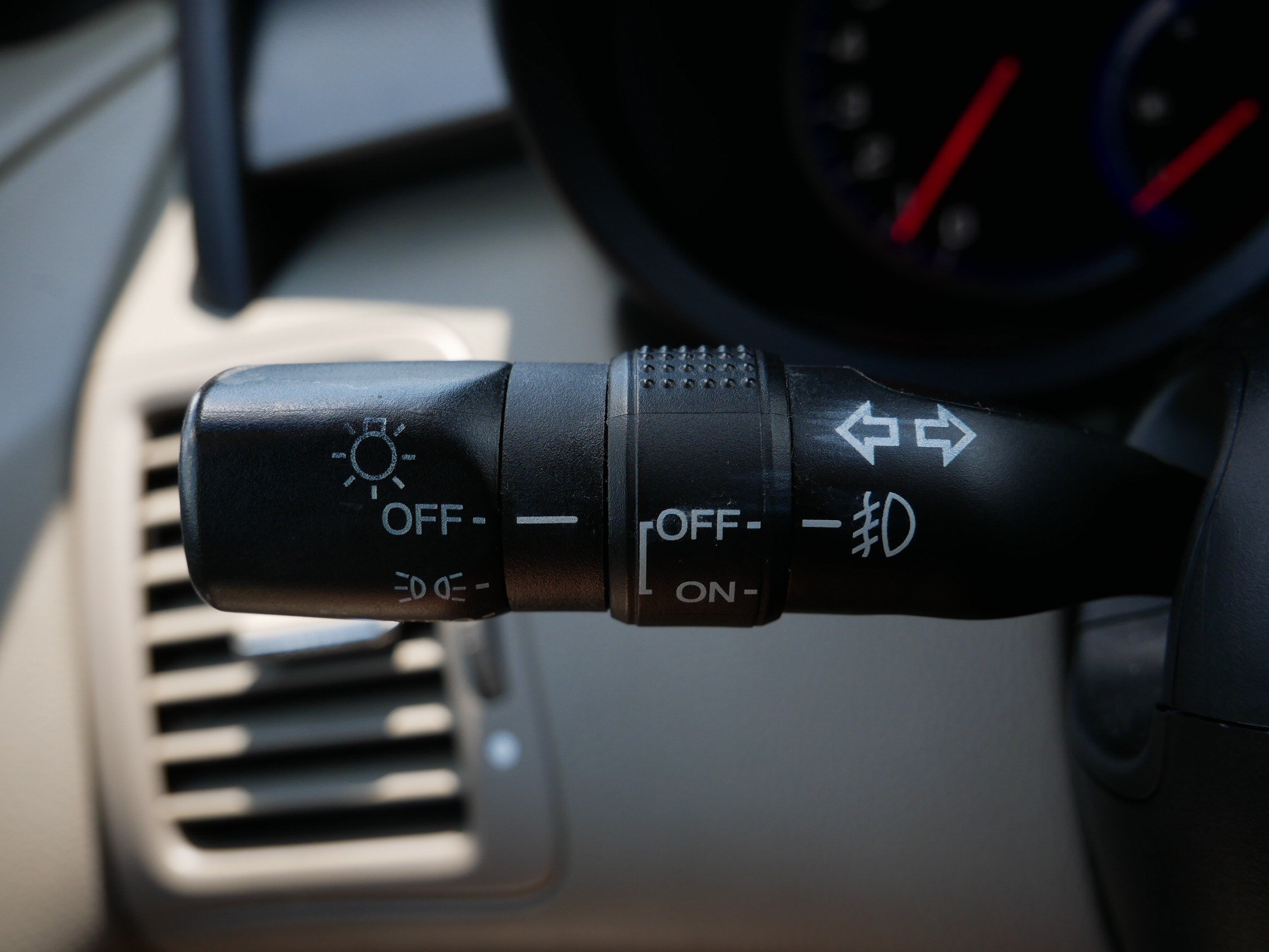 Used 2010 Basque Red Pearl Acura Tech Pkg image 32
