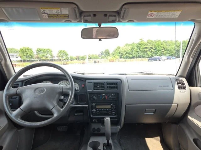 Used 2004 Gray Toyota PreRunner image 10