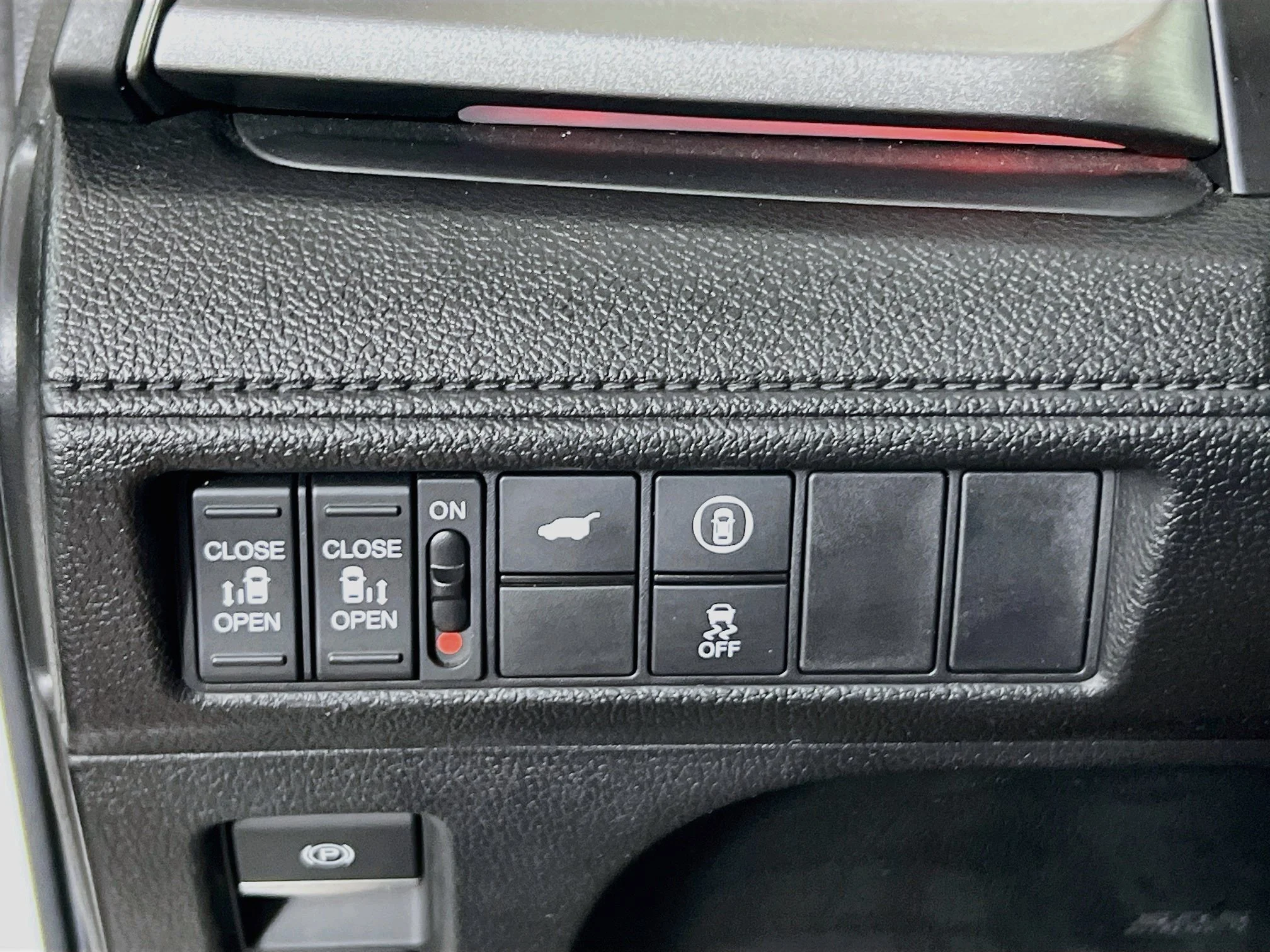 2024 Honda Odyssey SPORT - Photo 29