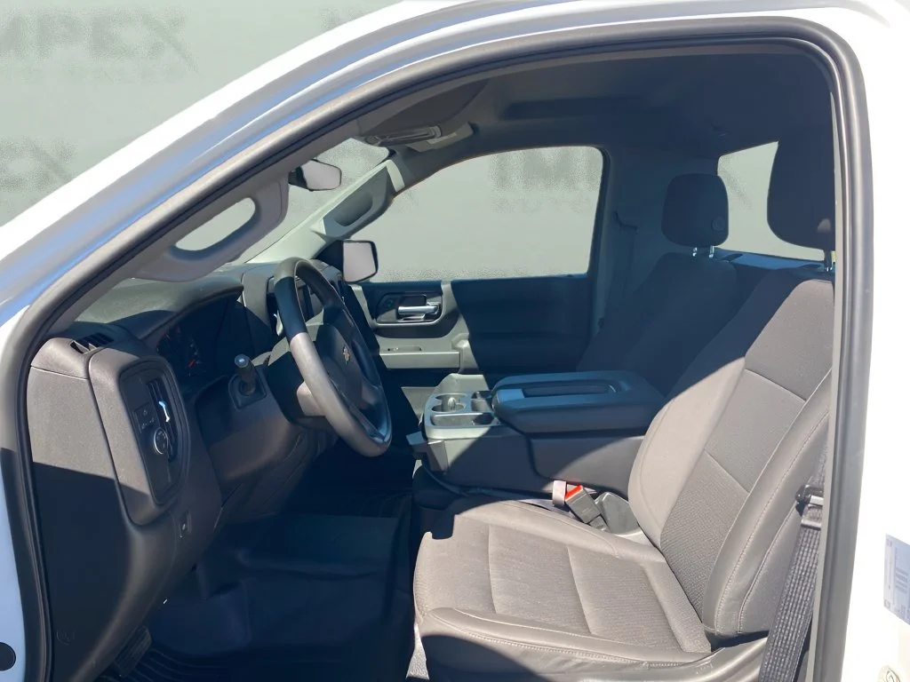 Used 2025 Summit White Chevrolet WT image 11