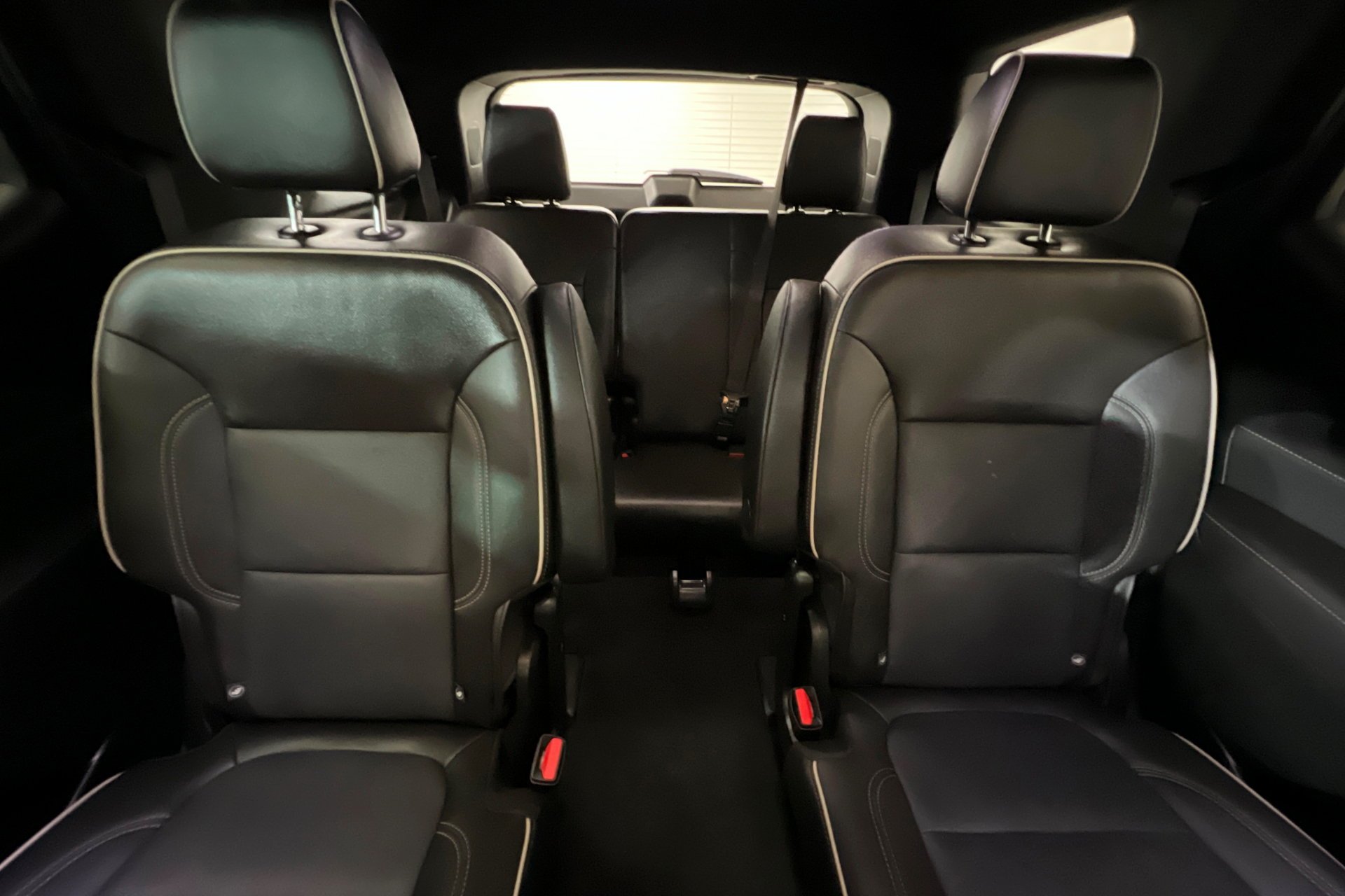 Used 2023 Summit White Chevrolet Premier image 27