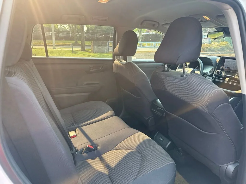 Used 2023 Pearl Toyota L image 20