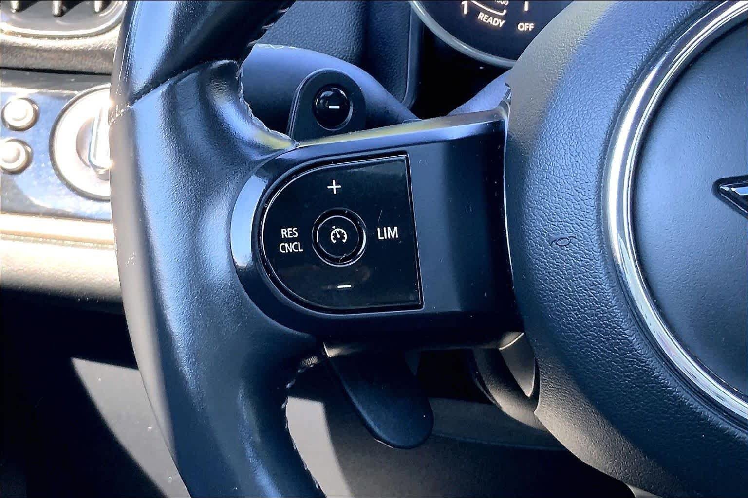 Used 2022 Deep Laguna Metallic MINI Cooper S image 23