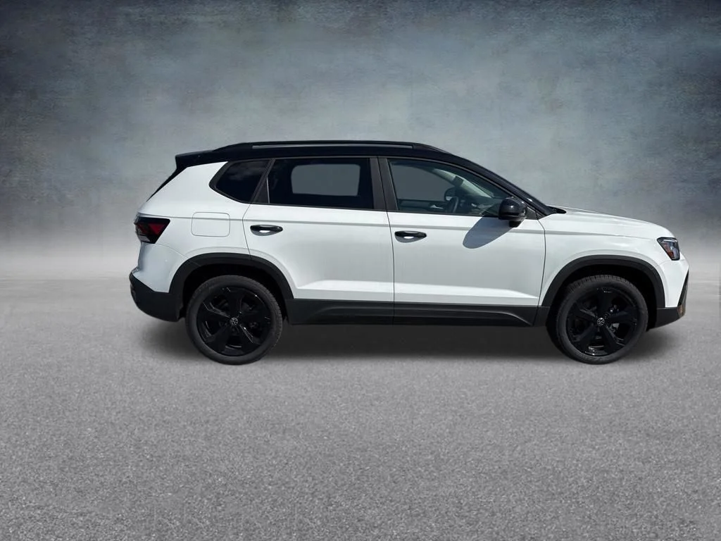 New 2026 White Volkswagen 1.5T SE Black image 6