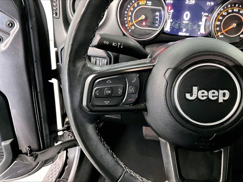 Used 2022 Granite Crystal Metallic Clearcoat Jeep Sport S image 23