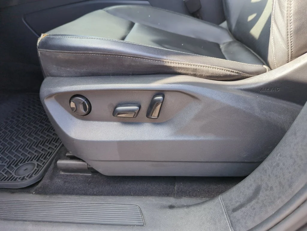 Used 2018  Volkswagen 3.6L V6 SE image 12