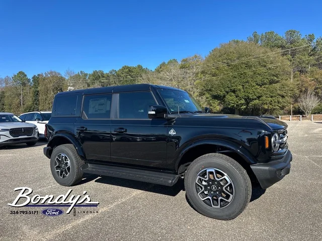 2025 Ford Bronco Outer Banks®
