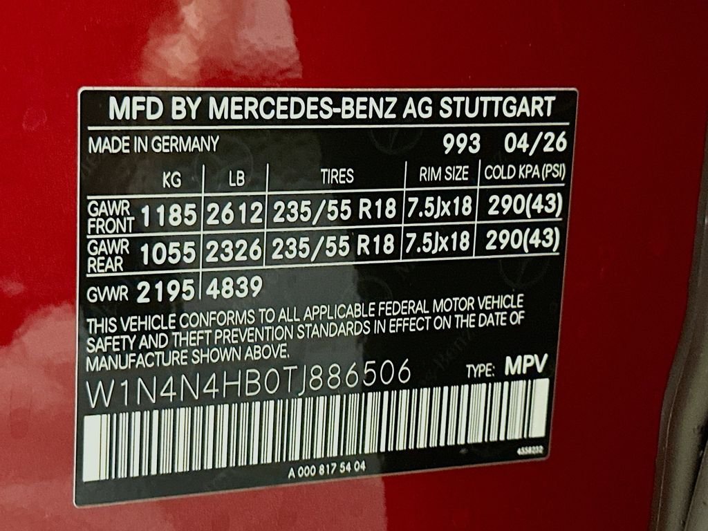 New 2026 MANUFAKTUR Patagonia Red Metallic Mercedes-Benz GLA 250 image 31