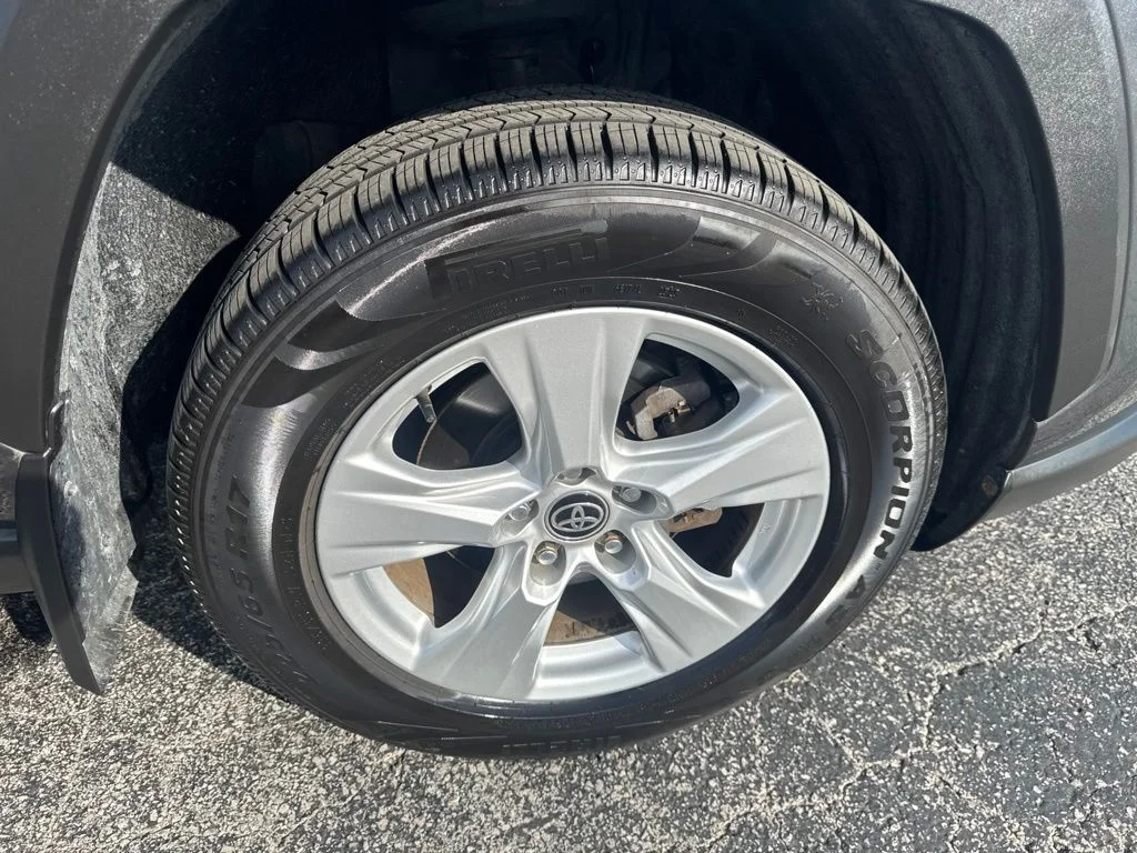 Certified Used 2020 Magnetic Gray Metallic Toyota XLE image 41