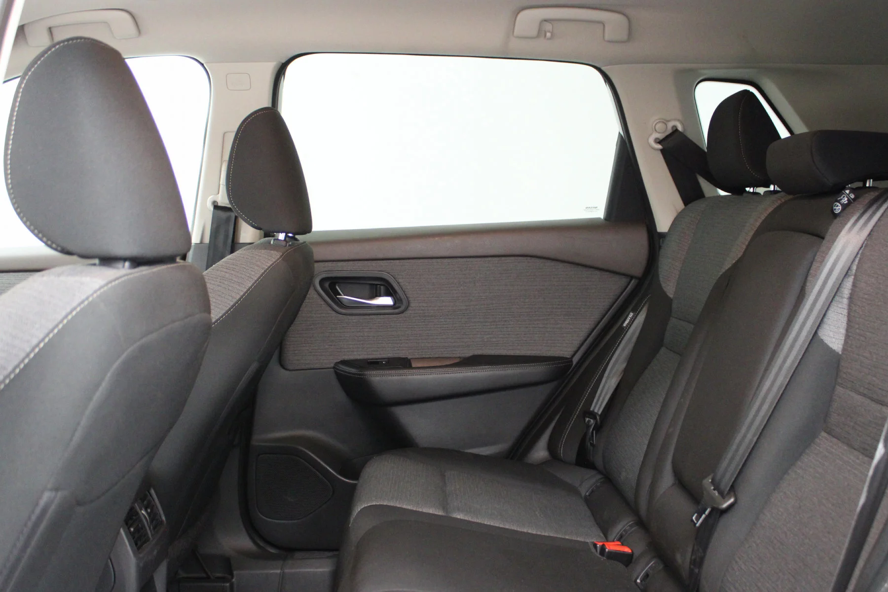 Used 2023 Brilliant Silver Metallic Nissan AWD SV image 17