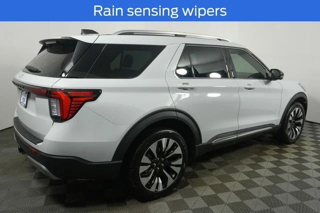 New 2027 Avalanche Gray Ford Platinum™ image 17