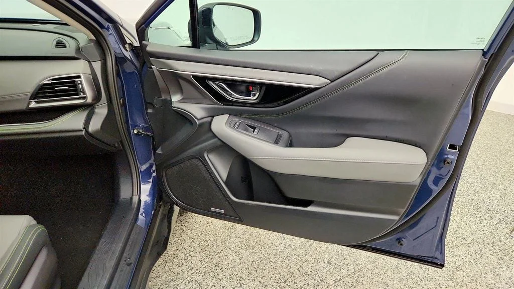 Used 2025 Cosmic Blue Pearl Subaru Onyx Edition AWD image 27