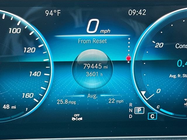 Used 2021 White Mercedes-Benz GLB 250 image 12