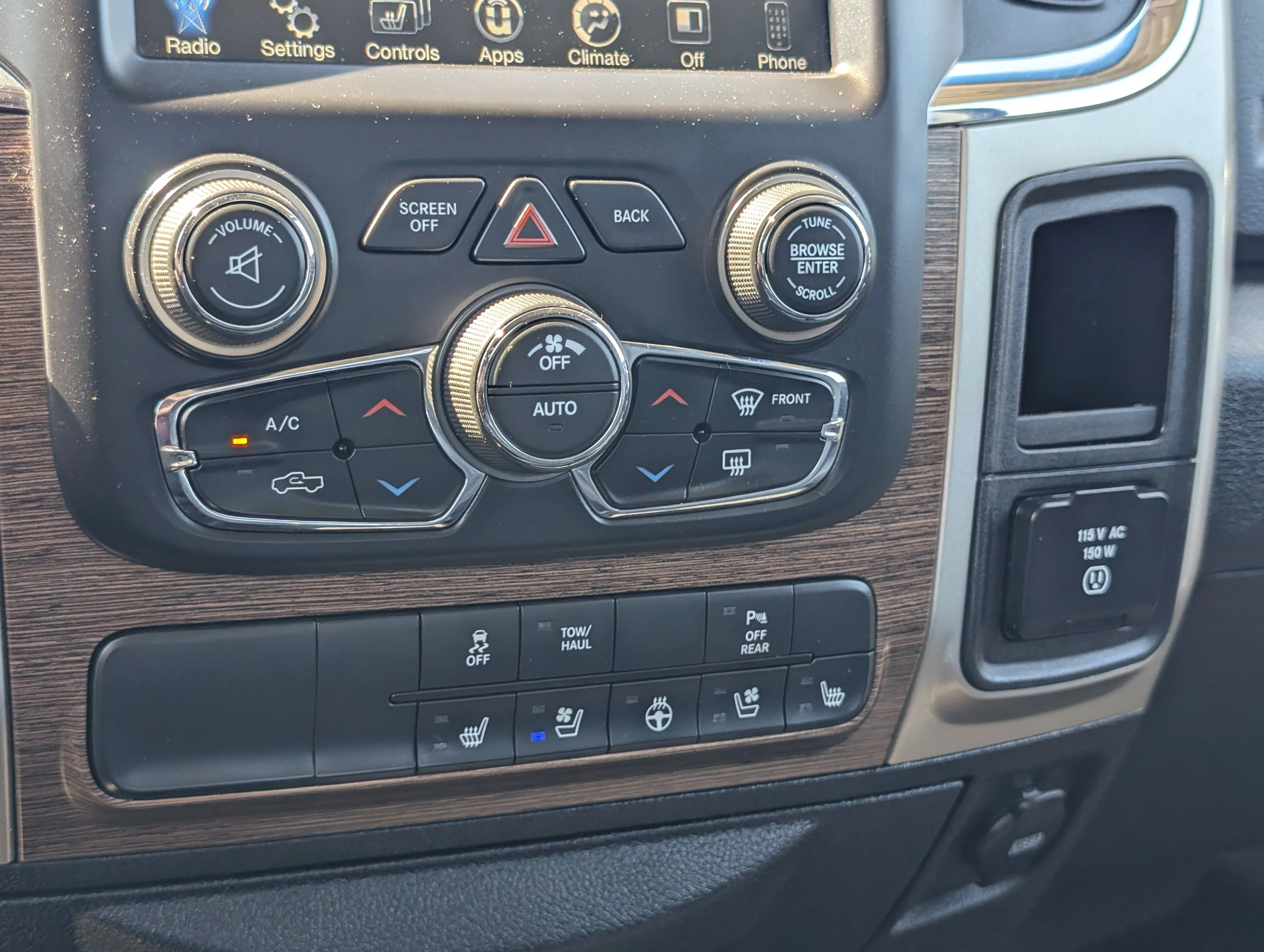 Used 2016 Blue Streak Pearl Ram Laramie image 34
