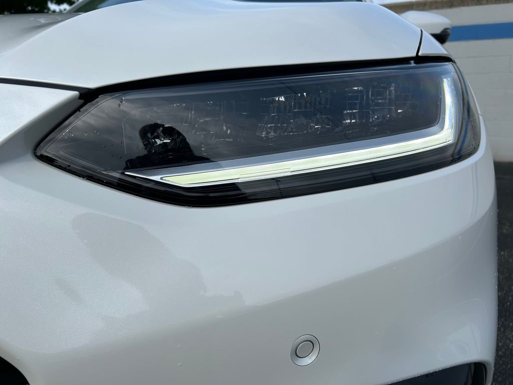 New 2027 Platinum White Pearl Honda EX-L image 9