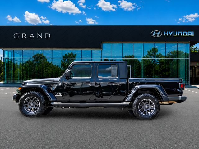 Used 2022 Black Jeep Overland image 3