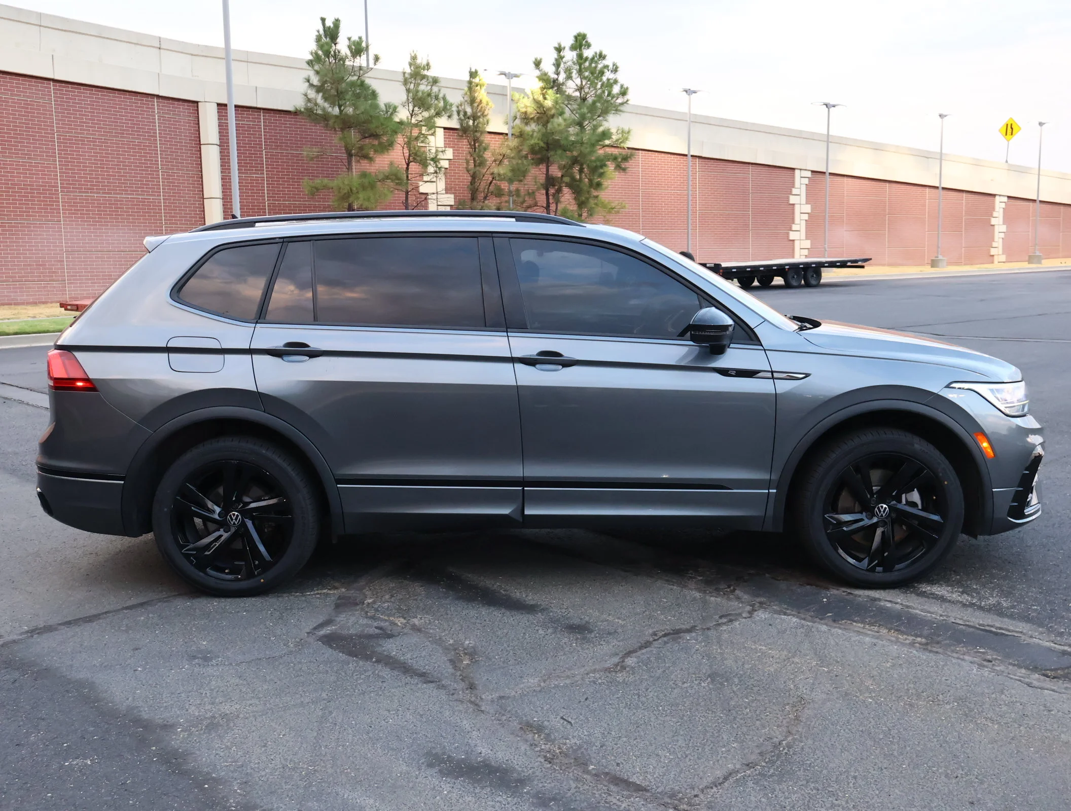 Used 2023 Gray Volkswagen SE R-Line Black image 34