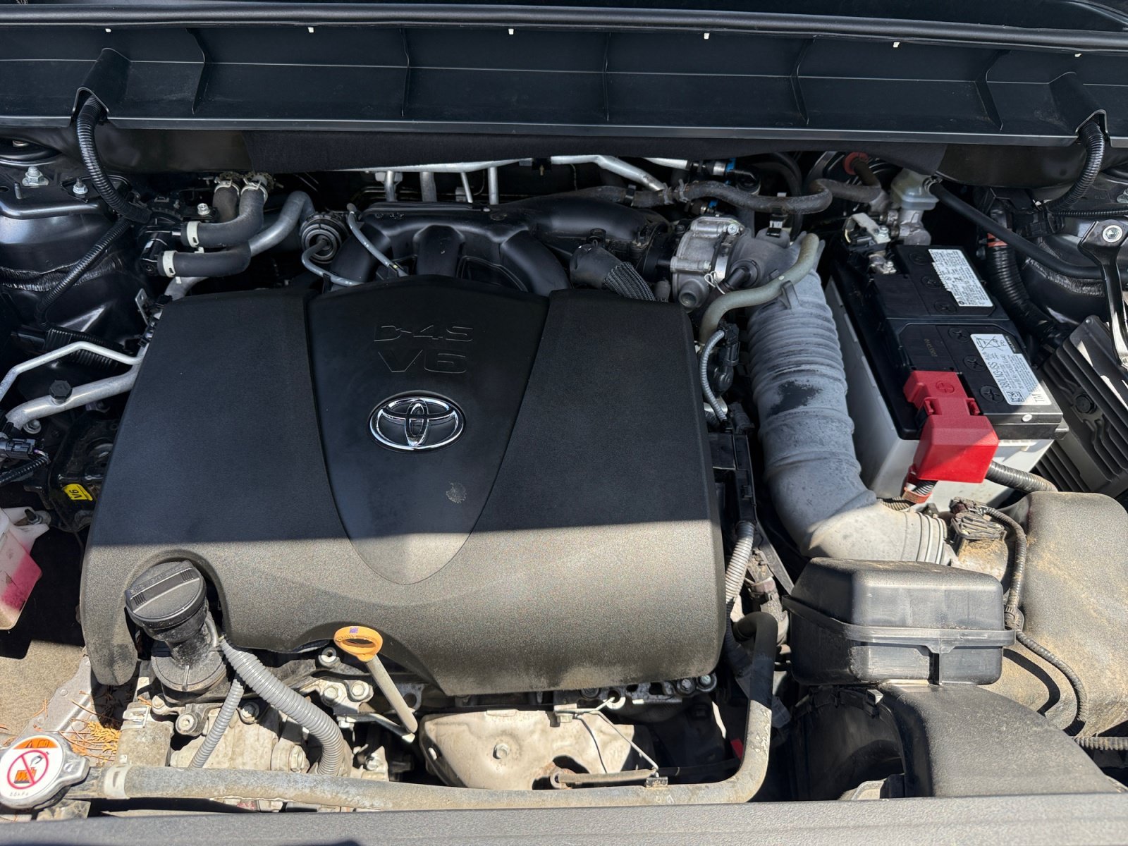 Used 2021 Magnetic Gray Metallic Toyota XSE image 21