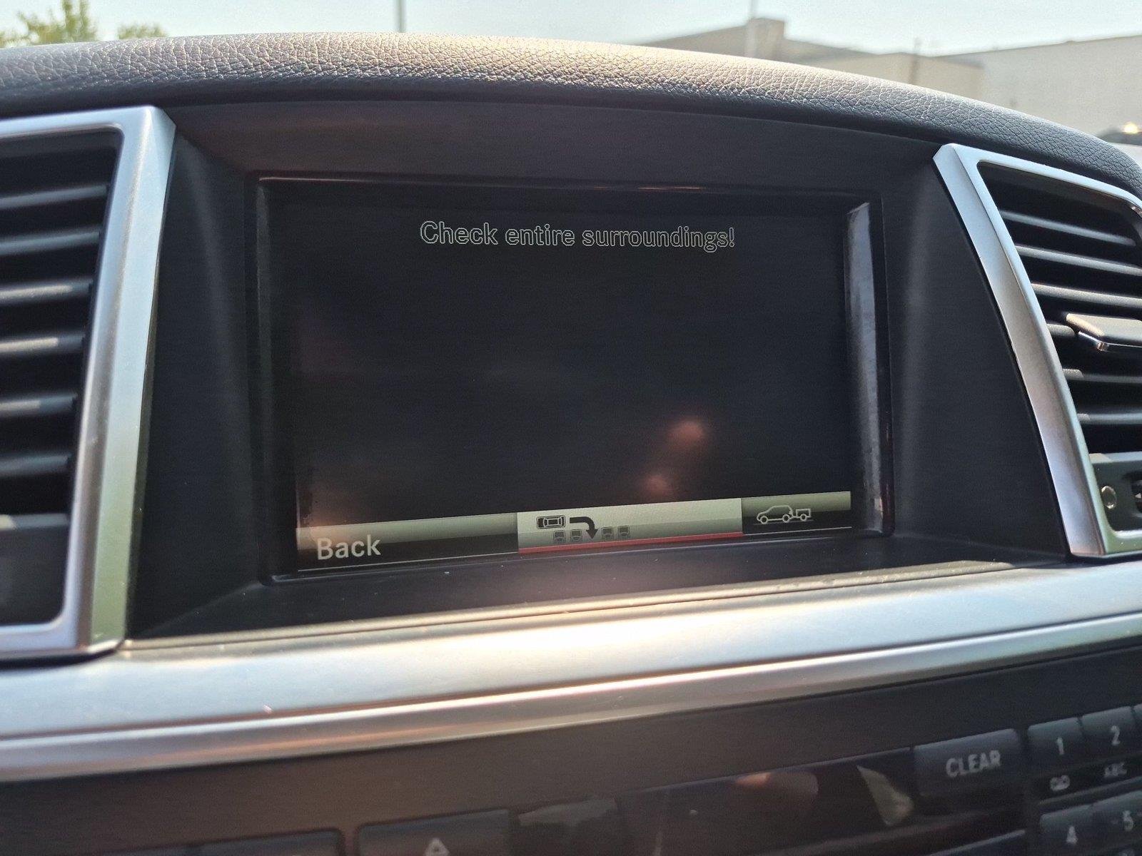 Used 2015 Steel Gray Metallic Mercedes-Benz ML 350 image 24
