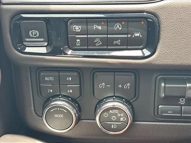 2026 GMC Yukon Elevation - Photo 32