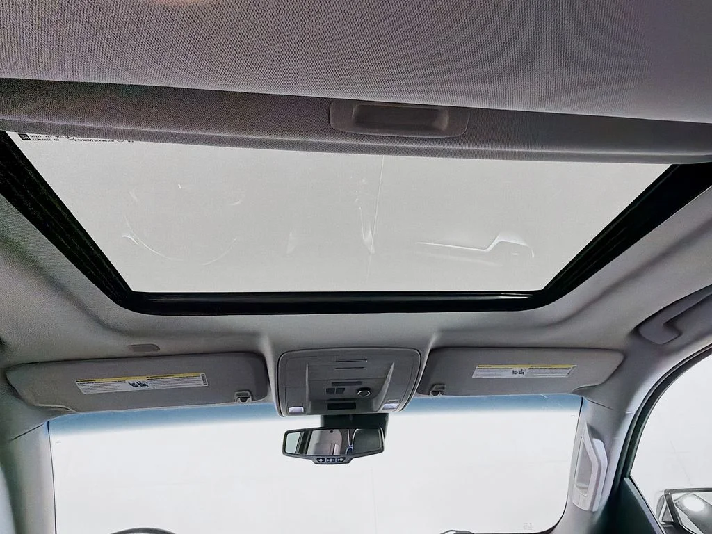 Used 2019 Black Chevrolet Premier image 15