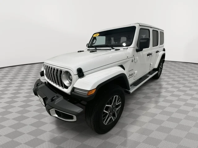 2024 Jeep Wrangler Sahara