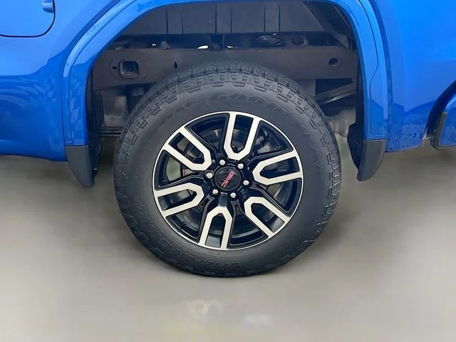 Used 2023 Blue GMC AT4 image 37
