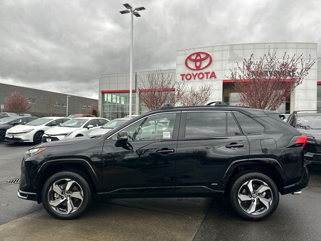 Certified 2025 Toyota RAV4 SE with VIN JTMAB3FV9SD275221 for sale in Marysville, WA