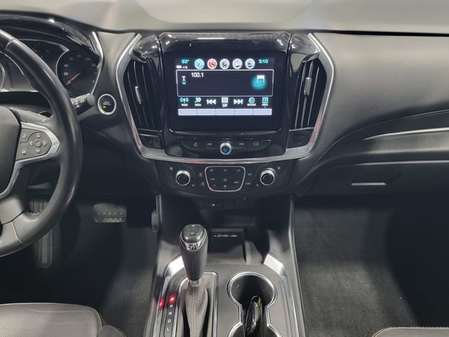 Used 2019 IRIDESCENT PEARL TRICOAT Chevrolet Premier image 19