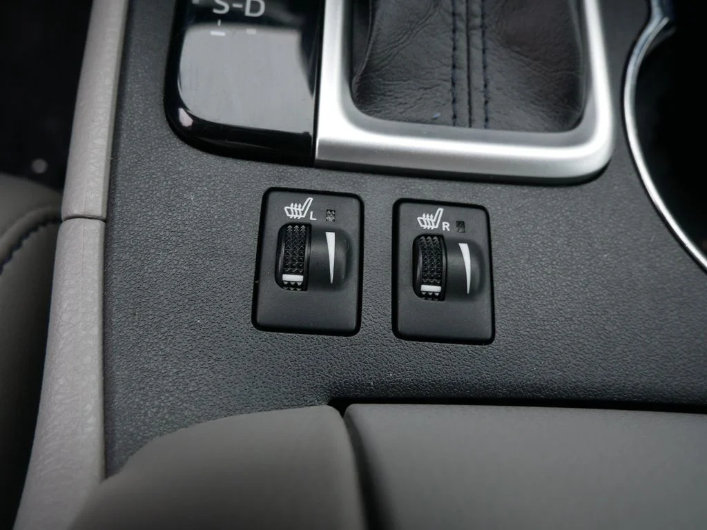 Certified Used 2019 Gray Toyota XLE image 18
