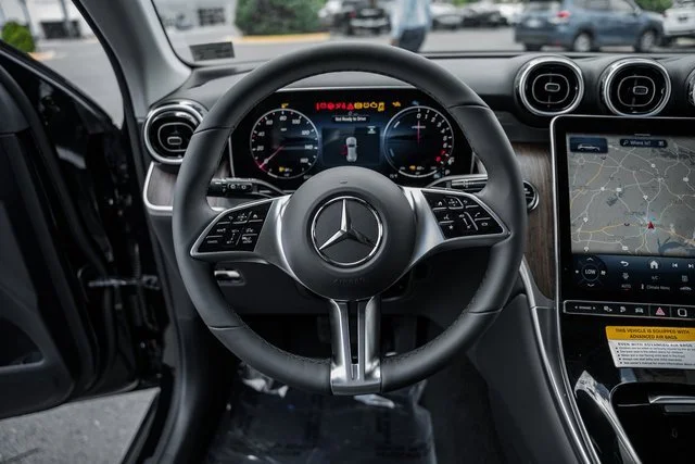 2025 Mercedes-Benz GLC Base - Photo 70