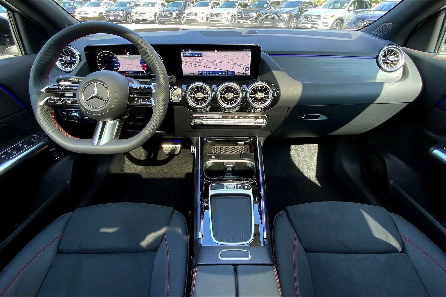 New 2026 Polar White Mercedes-Benz GLA 250 image 5