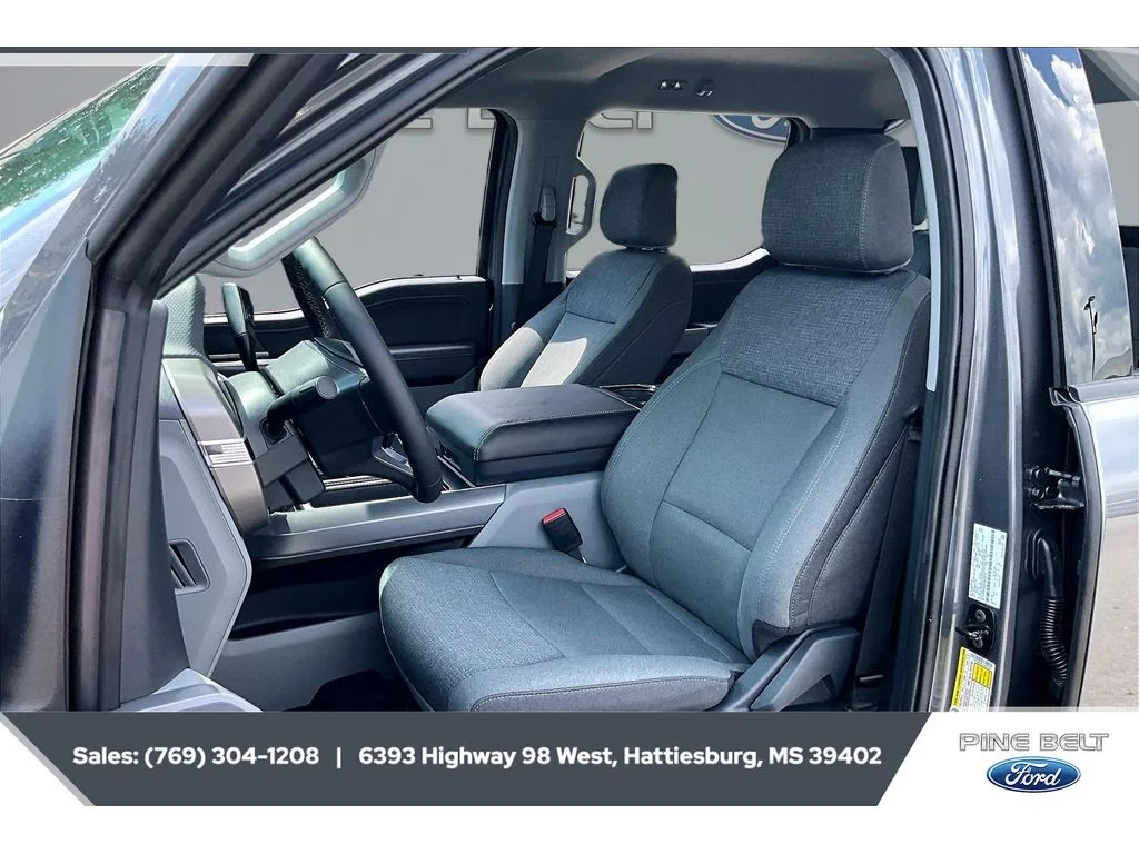 New 2026 Carbonized Gray Metallic Ford XLT image 19