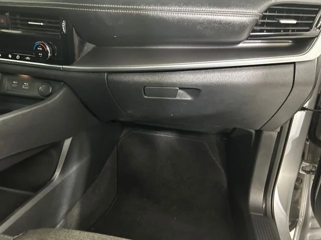 Used 2022 Silver Nissan SV image 24