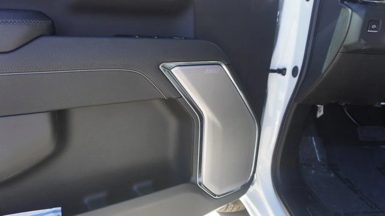 2026 GMC Sierra 3500HD Denali - Photo 16