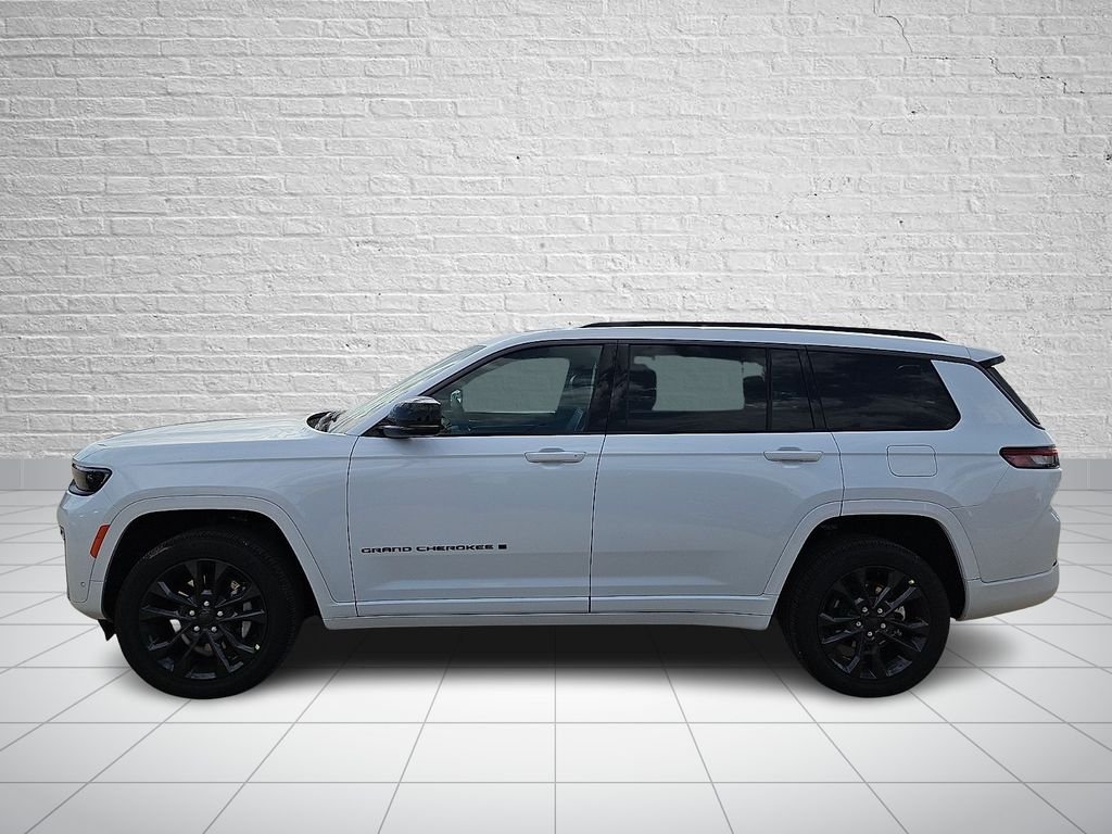 New 2026 Bright White Clearcoat Jeep Limited Reserve image 2