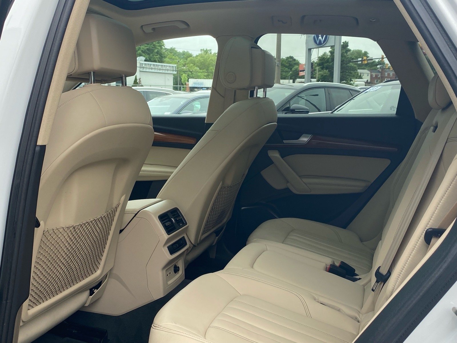 Used 2021 White Audi 45 Premium Plus image 19