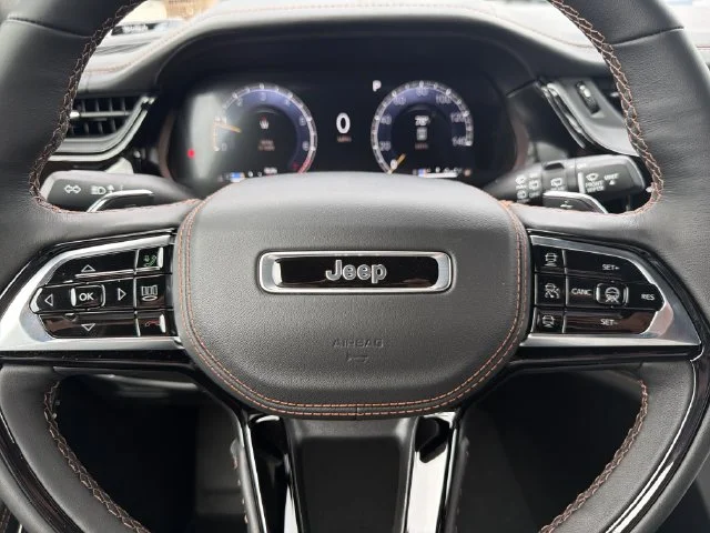 New 2027 Bright White Clear-Coat Paint Jeep Summit image 29