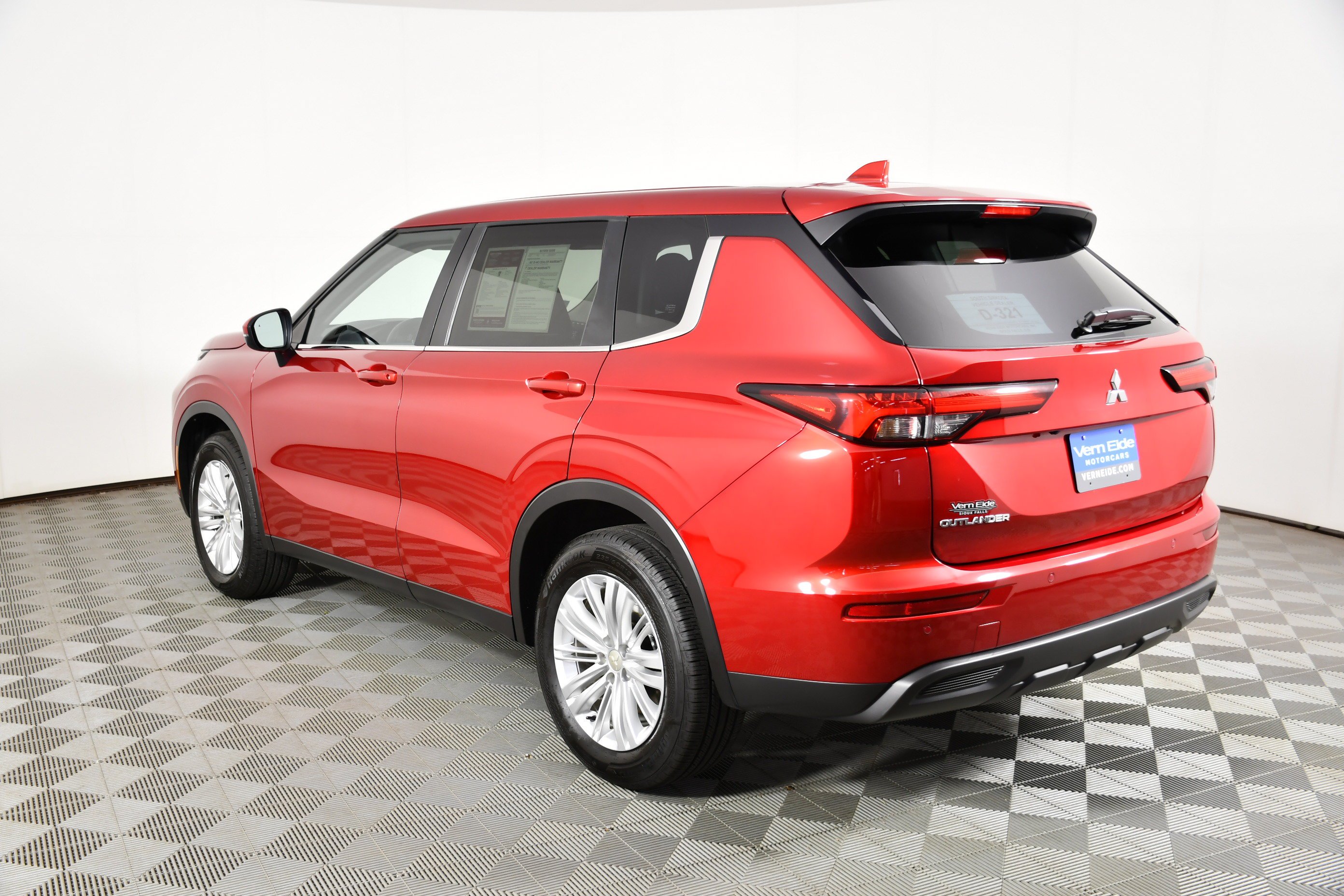 Certified Used 2024 Red Diamond Mitsubishi ES image 8