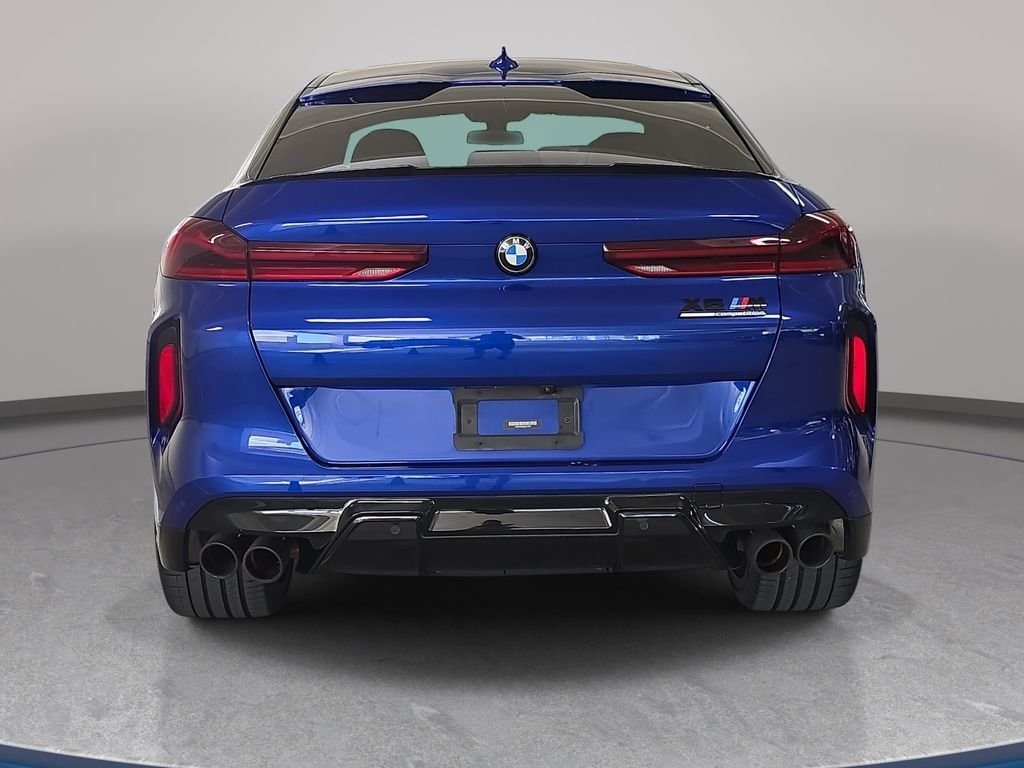 Used 2020 Marina Bay Blue Metallic BMW Competition image 8