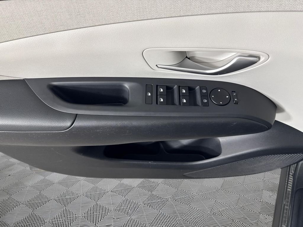 Certified Used 2025 Gray Hyundai SEL Convenience image 17
