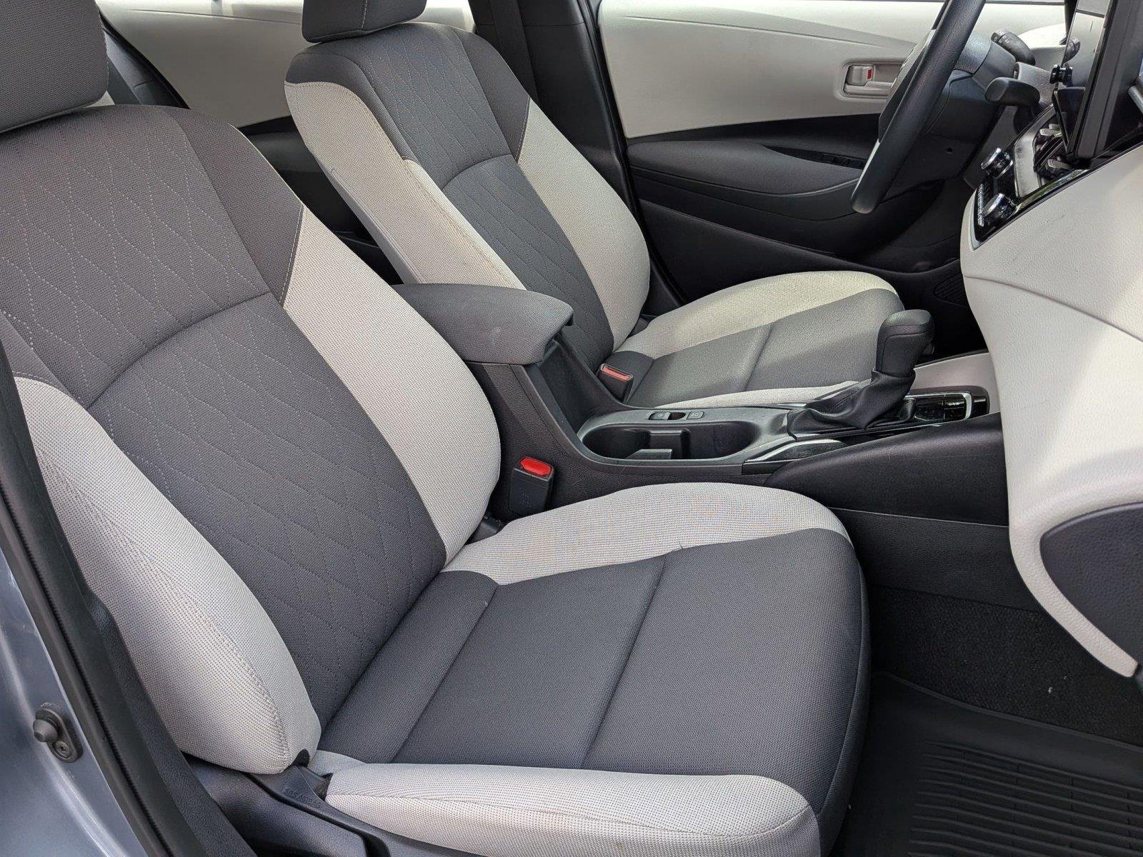 Used 2025 Celestite Toyota LE image 33