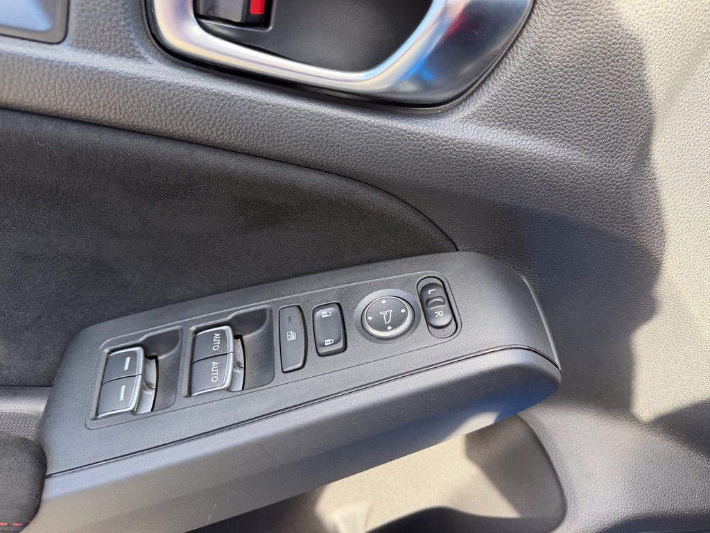 Used 2023 Blue Honda  image 12