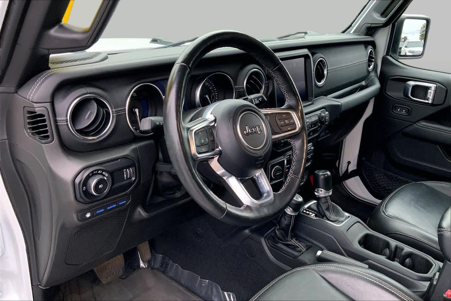 Used 2023 Bright White Clearcoat Jeep Sahara image 14