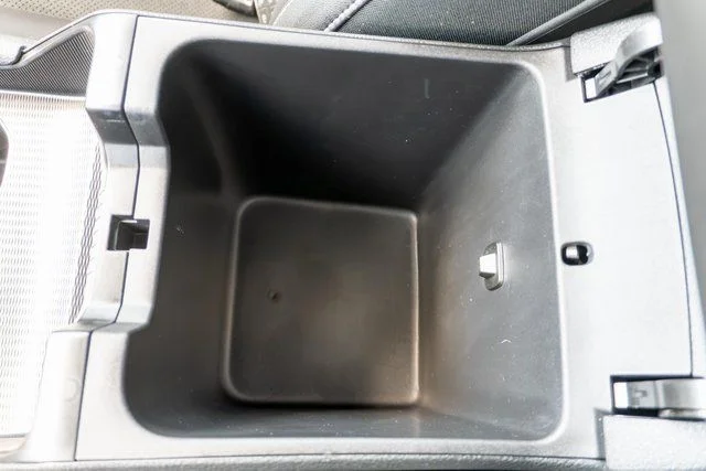 Used 2025 White Jeep Altitude X image 34