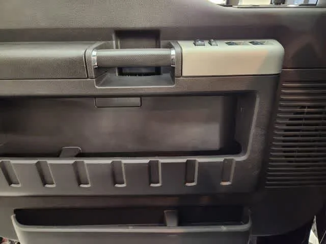 Used 2015 Tuxedo Black Metallic Ford Lariat image 22