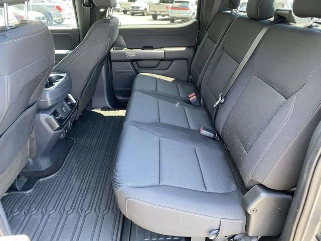 Used 2022 Gray Ford XLT image 11