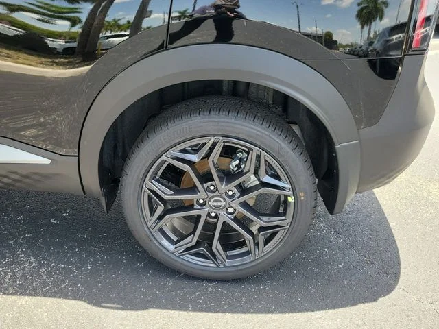 New 2026 Super Black Nissan SR image 7
